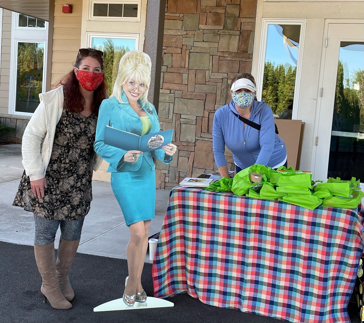 Drive Thru children's fair 2021 Four Rivers Early Learning HUB.jpg